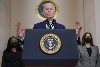 Biden picks Ketanji Brown Jackson for US Supreme Court