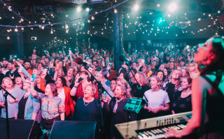 Astrid Jorgensen, right, with a full house of Pub Choir devotees at the Corner Hotel,  Richmond, October 2018. 