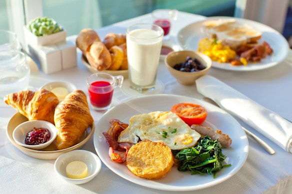 Hotel breakfast buffets are wondrous, but they’re changing.