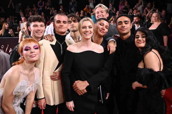 The cast and crew of Heartbreak HIgh attend the 2022 AACTA Awards.