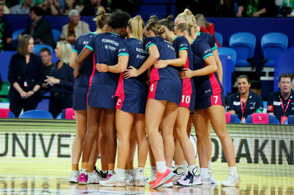 Netball Australia is negotiating a new player pay agreement with the Australian Netball Players’ Association.