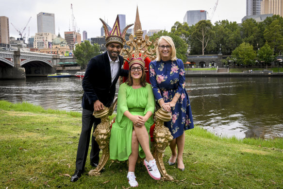 Last year’s Moomba monarchs Julia Morris and Nazeem Hussain with lord mayor Sally Capp, just over a month before Melbourne went into its first lockdown.