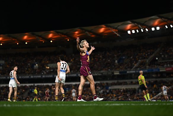 Kai Lohmann and his Lions teammates put on a prime-time show.