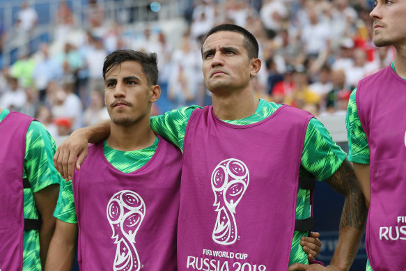 Daniel Arzani with Socceroos legend Tim Cahill at the 2018 World Cup.