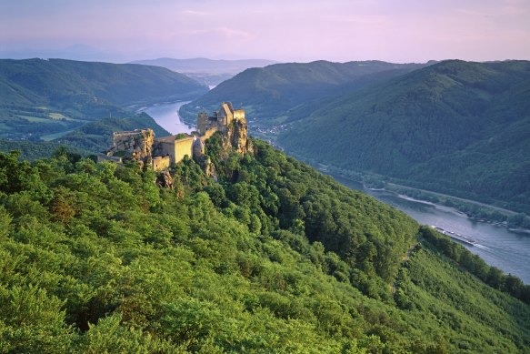 Durstein to Wachau is one of the parts of Austria where the river feels untouched.