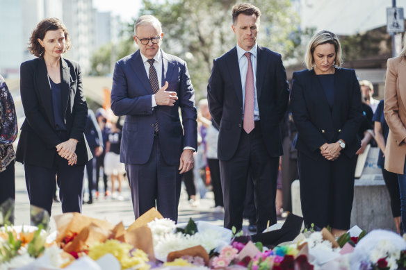 NSW Premier Chris Minns (second from right) was among those paying tribute to the Bondi victims on Sunday. Also pictured are the member for Wentworth Allegra Spender, Prime Minister Anthony Albanese and the member for Coogee Marjorie O’Neill.