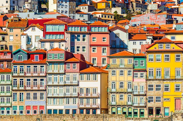 The colours of Porto in the traditional houses of the Ribeira.