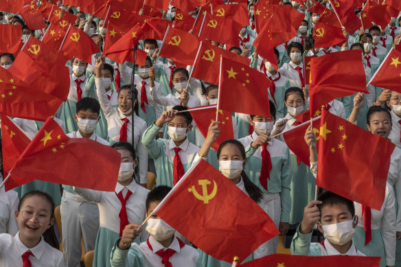 Last year, China’s education authority barred primary and junior high schools from using overseas textbooks. A government adviser recommended this year that the country’s annual college entrance examination stop testing English.