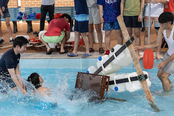 Students were instructed to trade rope, plastic bottles to make a raft that floated. This one did not.