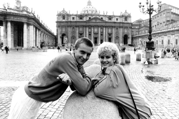 Reporters Phillip Tanner and Edith Bliss, in St. Peter's Square, Rome, on February 14, 1985. The two later married. 