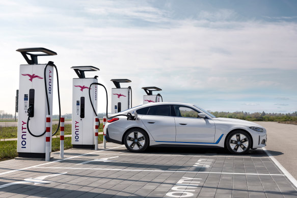Car giant cheap electric cars