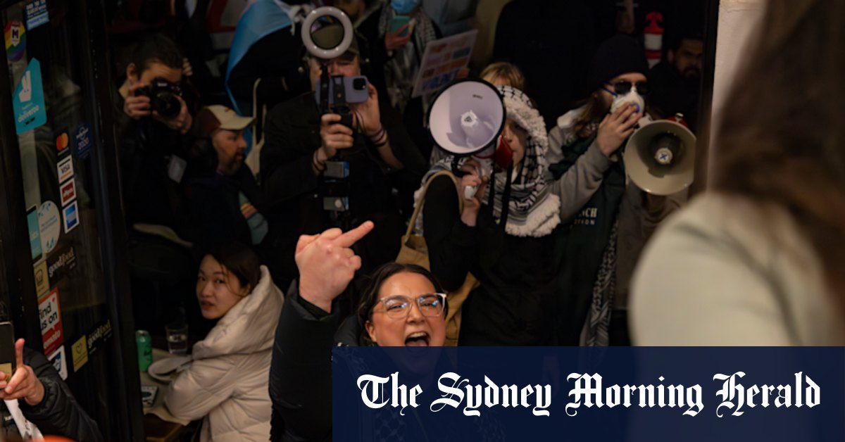 Inside the splinter group that stormed an Israeli restaurant, as police make more arrests