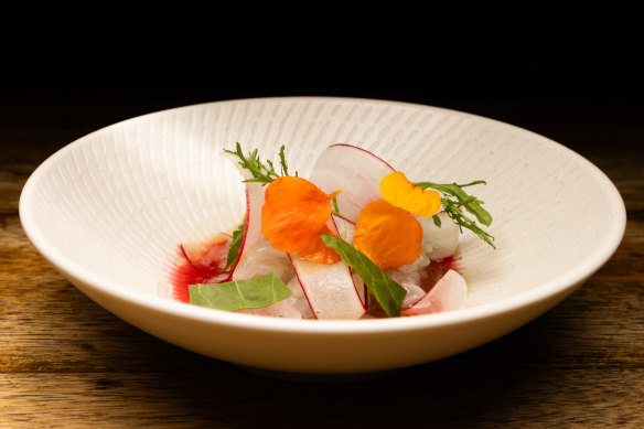 Cured garfish with blood orange, radish and Tasmanian pepperberry.