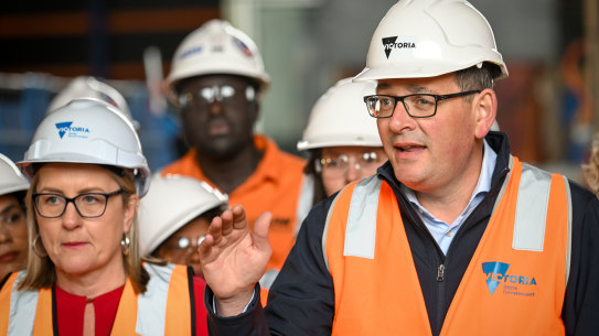 Premier Daniel Andrews and Jacinta Allan on the campaign trail.