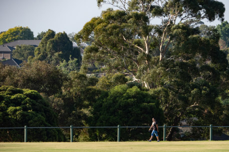 Mount Waverley.