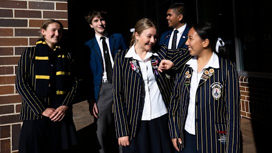 Students from Knox and Ravenswood hosted a wellbeing day.