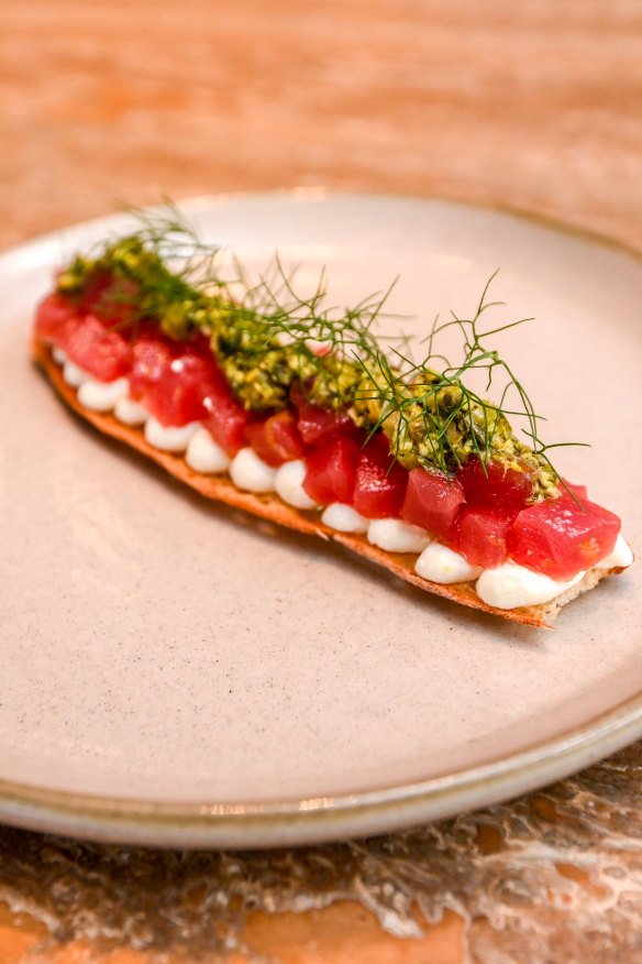 Tuna en croute.