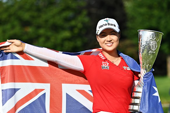 Minjee Lee with the Evian trophy.