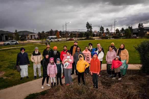 Thornhill Park residents are calling for a new interchange with the Western Freeway.