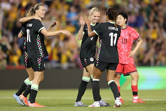The Matildas celebrate Kaitlyn Torpey’s goal.