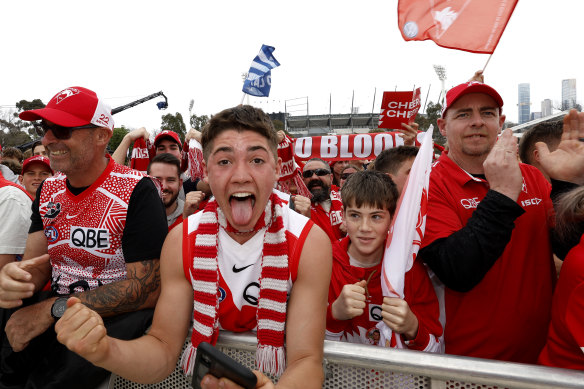 Swans fans at the AFL Grand Final parade in Melbourne.