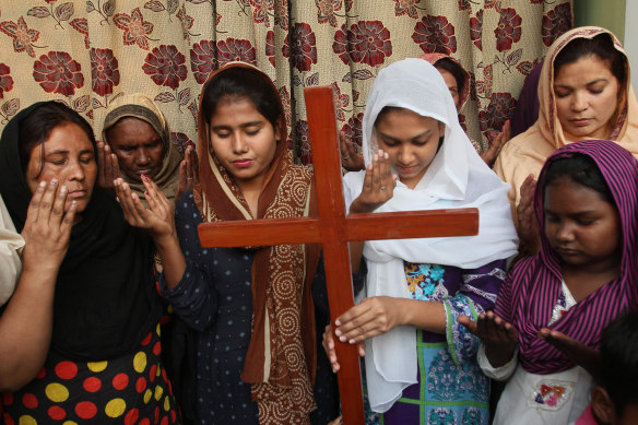 In Pakistan, Christians pray for Asia Bibi, a Catholic mother on death row for blasphemy in Multan. She was acquitted.