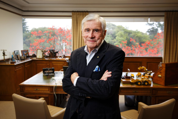 Kerry Stokes and the Seven Network will fight an application for them to pay the costs of the defamation suit they bankrolled for Roberts-Smith.