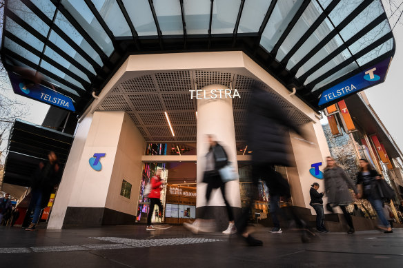 ‘A national disgrace’: Union lashes Telstra’s plan to cut 2800 jobs