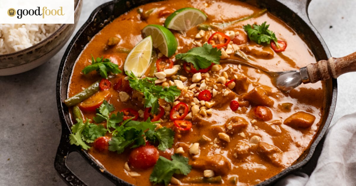 ‘Your weeknight saviour’: RecipeTin Eats’ 20-minute Thai chicken satay curry