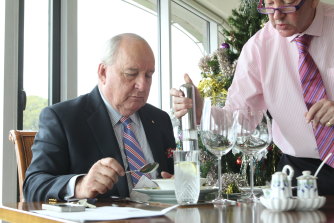 Alan Jones hosting one of his regular lunches at the Bennelong apartments in 2014 being  "peppered" by his former butler David Allan.
