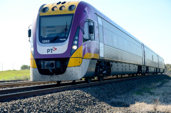 V/Line trains came to a standstill following a communications fault.