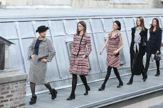 Chanel Runway Gatecrasher Cornered By Gigi Hadid At Paris