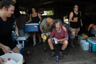 Bruno Temporini has stage four cancer and has been unable to clean his Wardell home after it was inundated with flood waters, but family, friends and volunteers have stepped in to help.