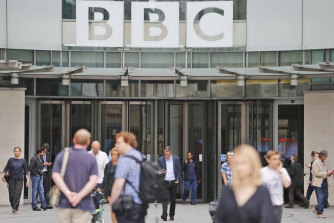 Burn the commies: BBC to axe 450 newsroom jobs in cost-cutting drive E2e179f1a27c0d58ef5fd8e4de544f6416fe2c1e