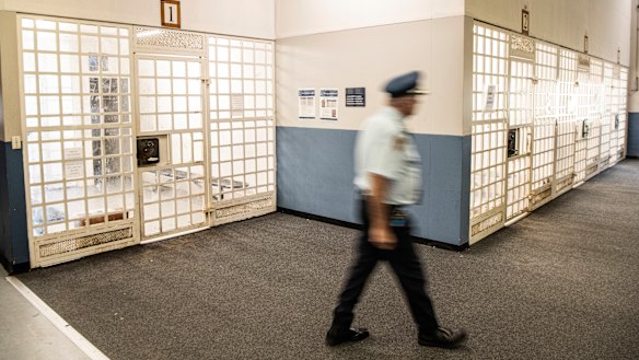 Prisoners like Ben Roberts-Smith are placed in solitary confinement when they arrive at Silverwater.