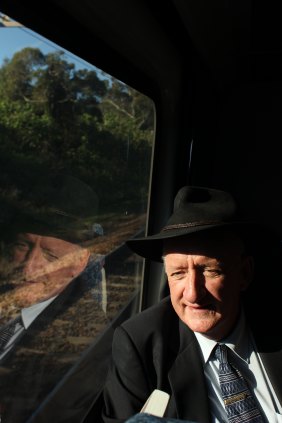 Tim Fischer on the train from Armidale to Sydney in 2011.