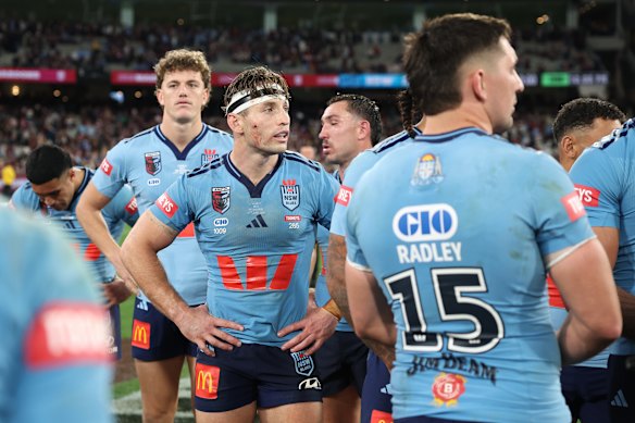Cameron Murray needs to start at lock.