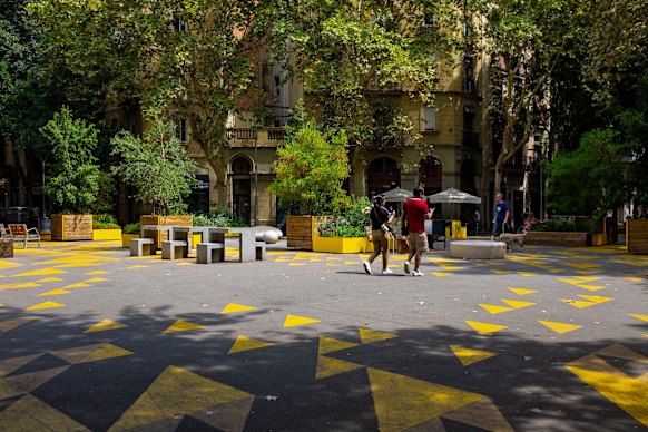 Sant Antoni is a leafy, relaxed neighbourhood only a short distance away from some of the city’s major attractions.