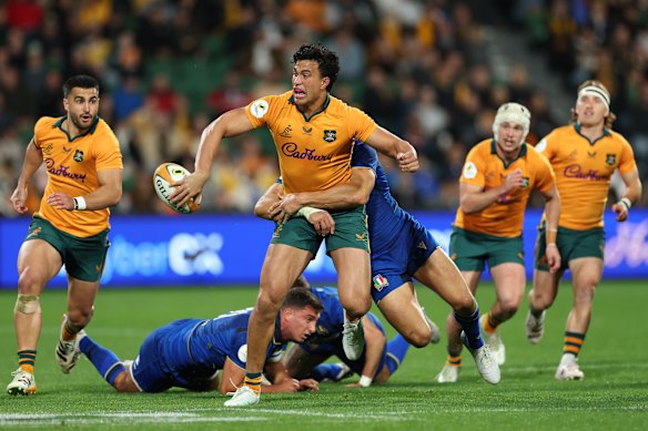 Joseph-Aukuso Perguntas contra a Itália em Perth.