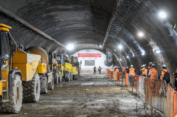 The Town Hall site of the Metro Tunnel, which was connected to the Federation Square site in June 2020, has been shut down after two workers tested positive to COVID-19.