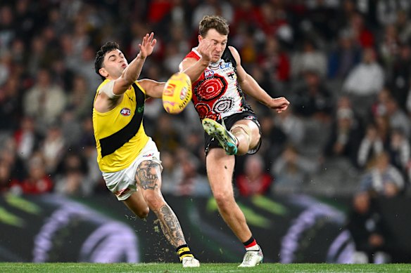 St Kilda’s Jack Macrae gets a kick away.