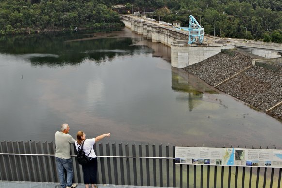 Hinted at in previous leaked information, the NSW government has formally sought to adjust the plan to raise Warragamba Dam 17 metres, not just 14 metres.