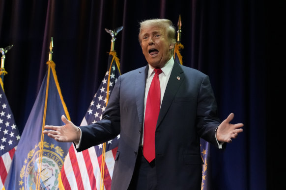 Donald Trump knows how to attract a crowd.