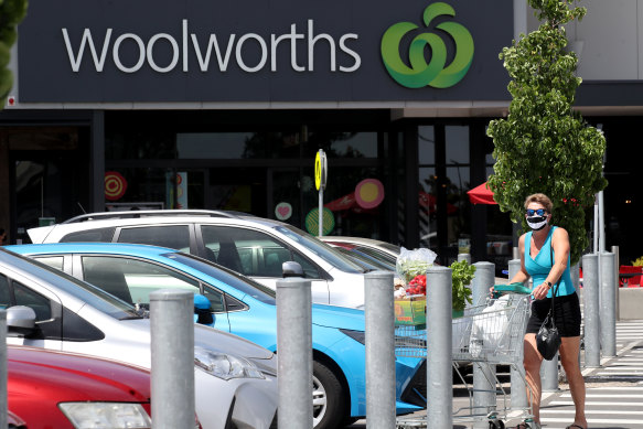 Woolworths is changing the hours - and cutting the pay - of up to 1800 shelf stackers