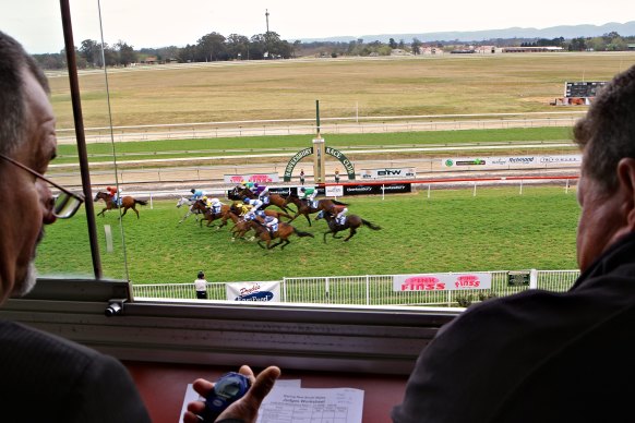 Punters will cast their eye over an eight-race card at Muswelbrook on Monday.