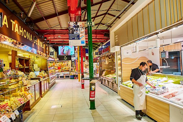 Mercado de la Paz is great for affordable tapas.