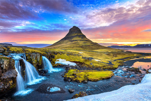 Icelandic mountain Kirkjufell at sunrise.