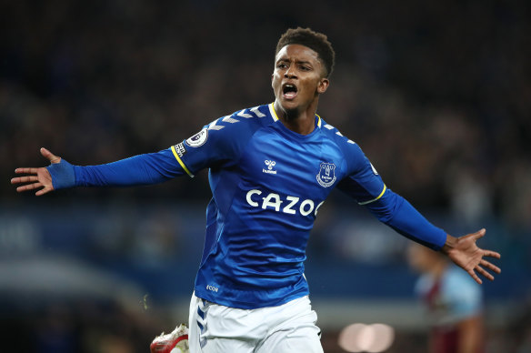 Demarai Gray capped the remarkable comeback with the Toffees’ third goal in seven minutes.