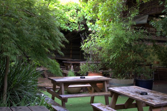 The beer garden at the Union Hotel, Brunswick.