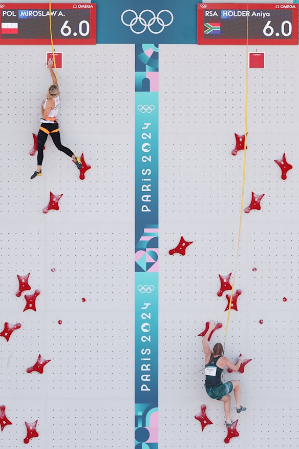 Poland’s Aleksandras Miroslaw breaks her own world sport climbing record on day one at La Bourget.